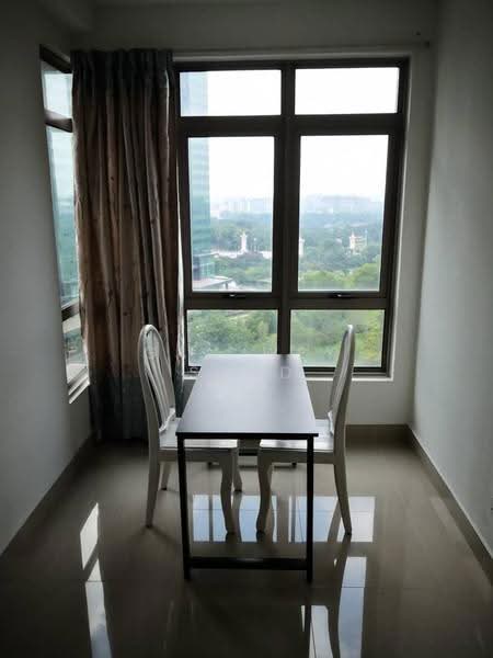 Condominium for Rent at Shaftsbury Residence - GAN WEY SAND - Dining Room - PropertyGuru.com.my