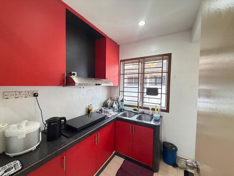 2-storey Terraced House for Sale in Bukit Indah (Iskandar Puteri (Nusajaya)) - Yvonne Lim - Kitchen - PropertyGuru.com.my