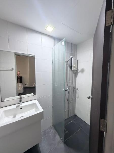 Service Residence for Rent at V@SUMMERPLACE - Edward Siow - Bathroom - PropertyGuru.com.my