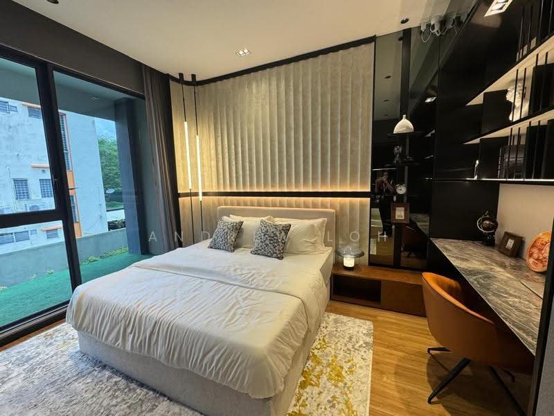 Kediaman Servis untuk Dijual di Sunway Cochrane - Andrew Loh - Bedroom - PropertyGuru.com.my