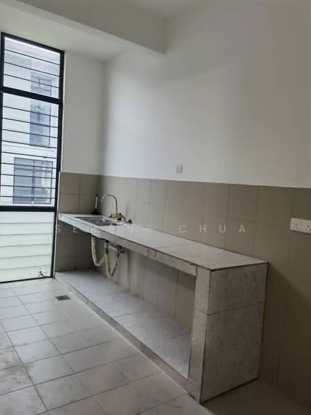2-storey Terraced House for Rent in Bandar Seri Alam (Masai) - Serene Chua - Kitchen - PropertyGuru.com.my