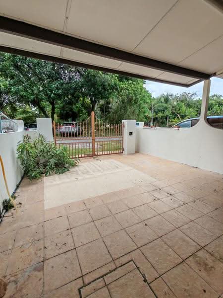 Rumah Teres 2-Tingkat untuk Dijual di Pekan Razaki (Ipoh) - Selina Wong - Exterior - PropertyGuru.com.my