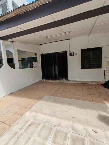 Rumah Teres 2-Tingkat untuk Dijual di Pekan Razaki (Ipoh) - Selina Wong - Exterior - PropertyGuru.com.my