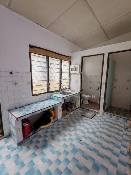 Rumah Teres 2-Tingkat untuk Dijual di Pekan Razaki (Ipoh) - Selina Wong - Kitchen - PropertyGuru.com.my