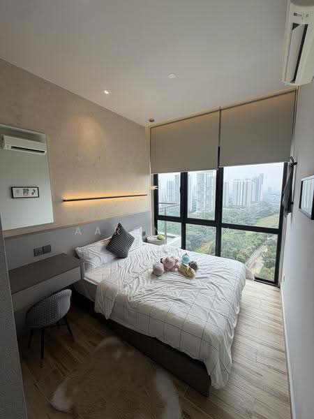 Kediaman Servis untuk Dijual di Hampton Height Damansara - Aaron Lim - Bedroom - PropertyGuru.com.my