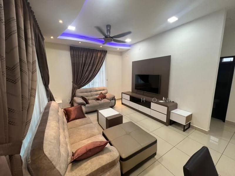 Kondominium untuk Dijual di M Condominium @ Larkin - Florence Hong - Living Room - PropertyGuru.com.my