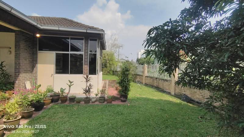 Semi-Detached House for Sale in Seksyen 6 (Petaling Jaya) - YY Lo - Exterior - PropertyGuru.com.my