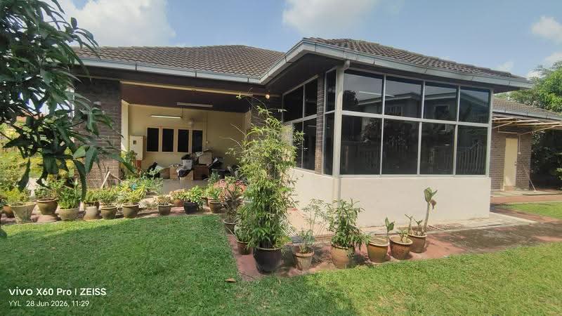 Semi-Detached House for Sale in Seksyen 6 (Petaling Jaya) - YY Lo - Exterior - PropertyGuru.com.my