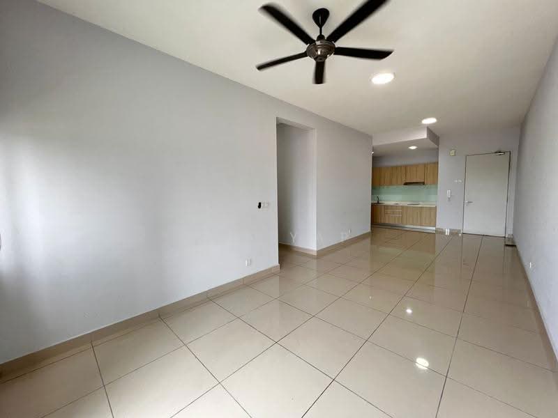 Service Residence for Rent at Meridin Bayvue Serviced Apartment - Roy Yap - Living Room - PropertyGuru.com.my