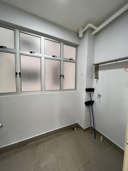 Service Residence for Rent at Meridin Bayvue Serviced Apartment - Roy Yap - Interior - PropertyGuru.com.my