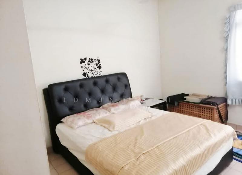 Condominium for Sale at Perdana Exclusive - Edmund Goh - Bedroom - PropertyGuru.com.my