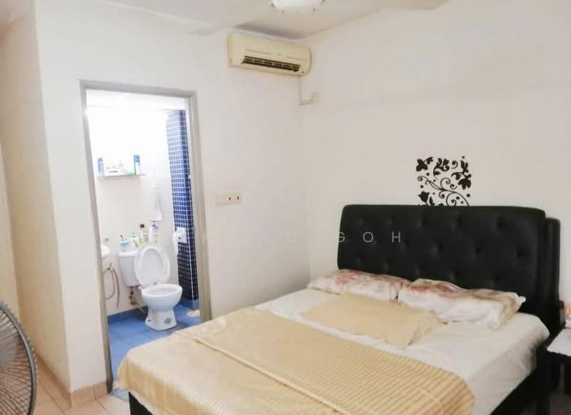 Condominium for Sale at Perdana Exclusive - Edmund Goh - Bedroom - PropertyGuru.com.my