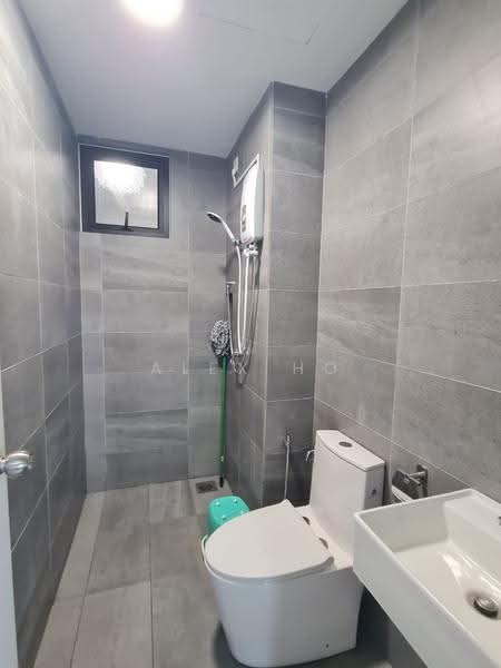 Kondominium untuk Disewa di Nestree Residence - Alex Ho - Bathroom - PropertyGuru.com.my