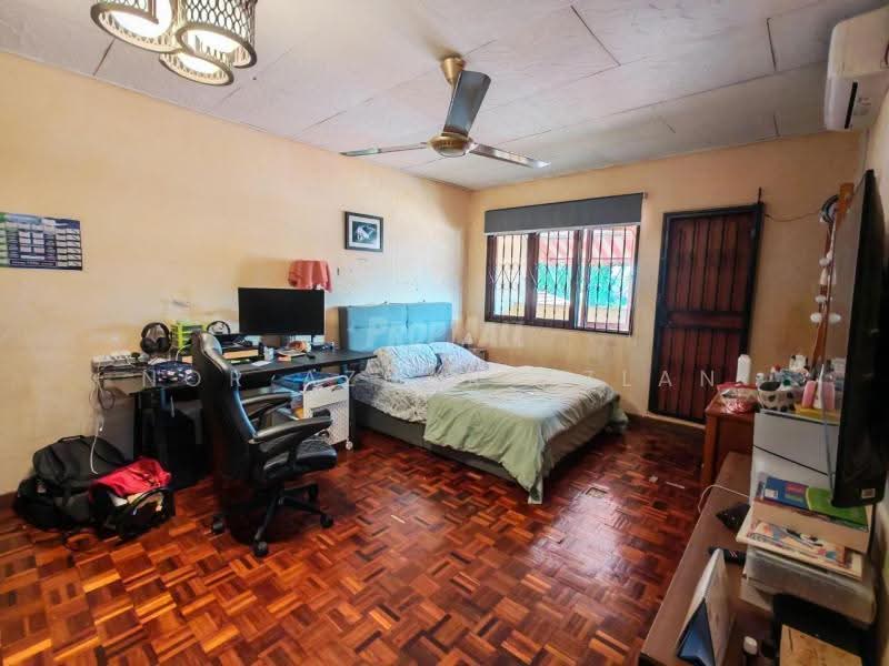 2-storey Terraced House for Sale in Bandar Baru Bangi (Selangor) - Nor Azhar Azlan - Bedroom - PropertyGuru.com.my