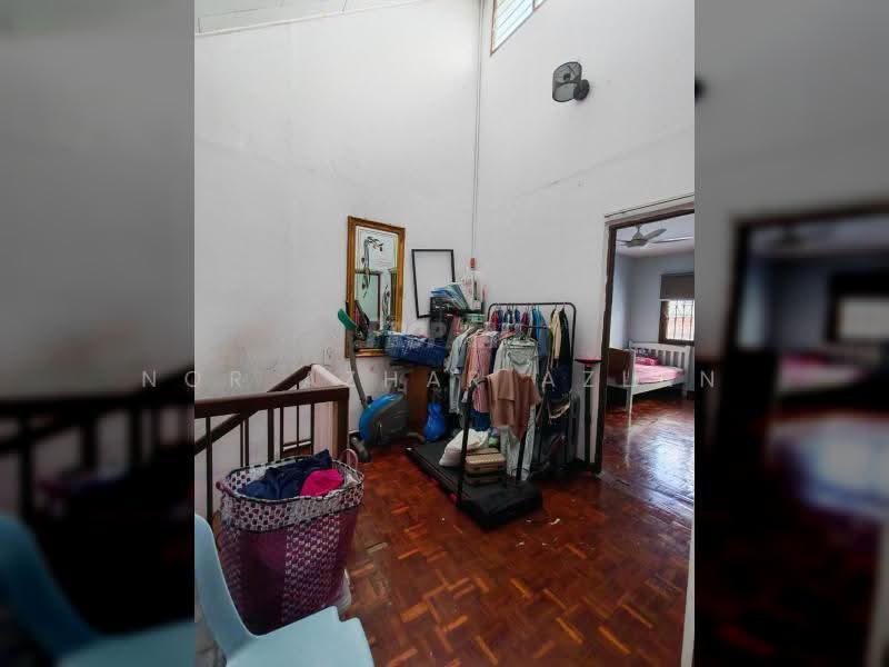 2-storey Terraced House for Sale in Bandar Baru Bangi (Selangor) - Nor Azhar Azlan - Bedroom - PropertyGuru.com.my