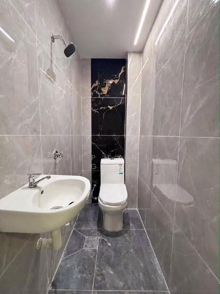 Rumah Teres 2-Tingkat untuk Dijual di Johor Bahru (Johor) - Stephanie Gan - Bathroom - PropertyGuru.com.my