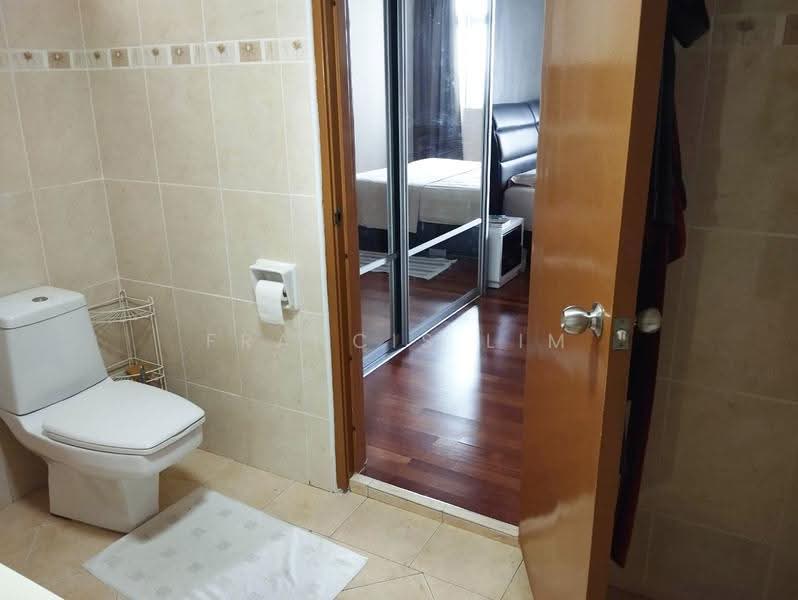Kondominium untuk Dijual di 633 Residency - Francis Lim - Bathroom - PropertyGuru.com.my