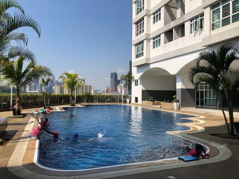 Kondominium untuk Dijual di 633 Residency - Francis Lim - Pool - PropertyGuru.com.my
