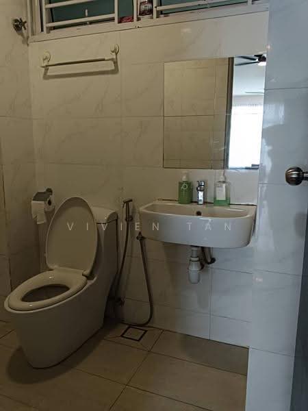 Kediaman Servis untuk Disewa di Twin Galaxy (Dwi Galaksi) - Vivien Tan - Bathroom - PropertyGuru.com.my