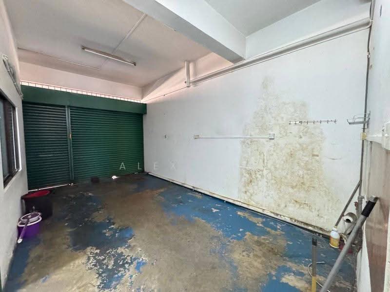 Shop for Rent in Taman Daya (Johor Bahru) - Alex Sieh - Interior - PropertyGuru.com.my