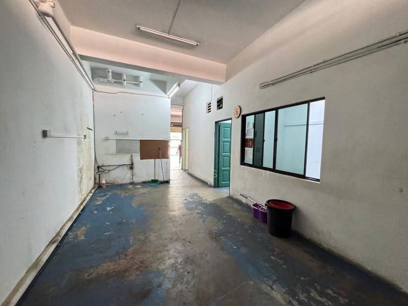 Shop for Rent in Taman Daya (Johor Bahru) - Alex Sieh - Interior - PropertyGuru.com.my