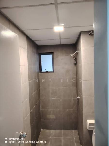 Service Residence for Sale at Flora Residency - Yanny Siow - Bathroom - PropertyGuru.com.my
