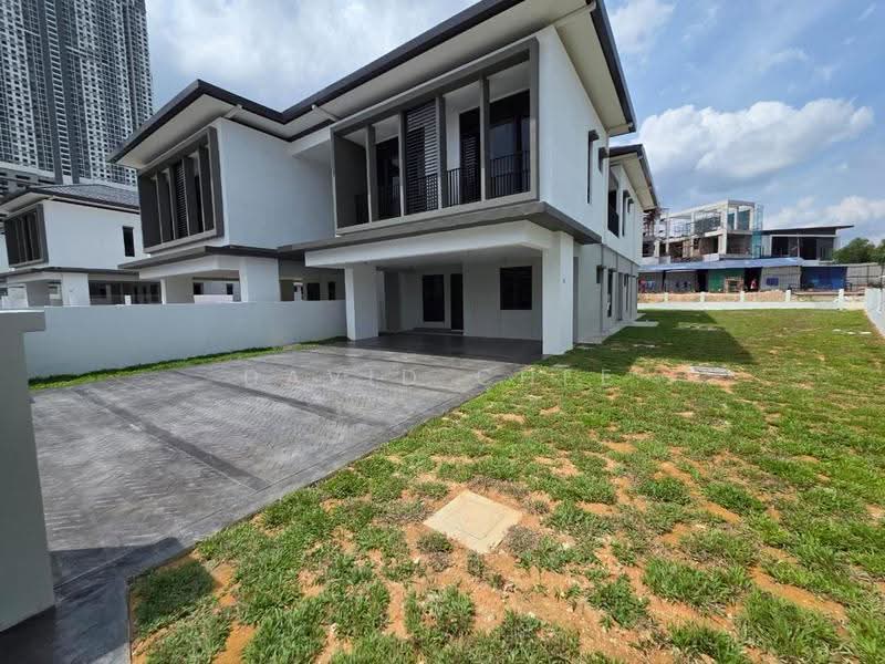 Semi-Detached House for Sale in Bandar Kinrara (Selangor) - David Chee - Exterior - PropertyGuru.com.my