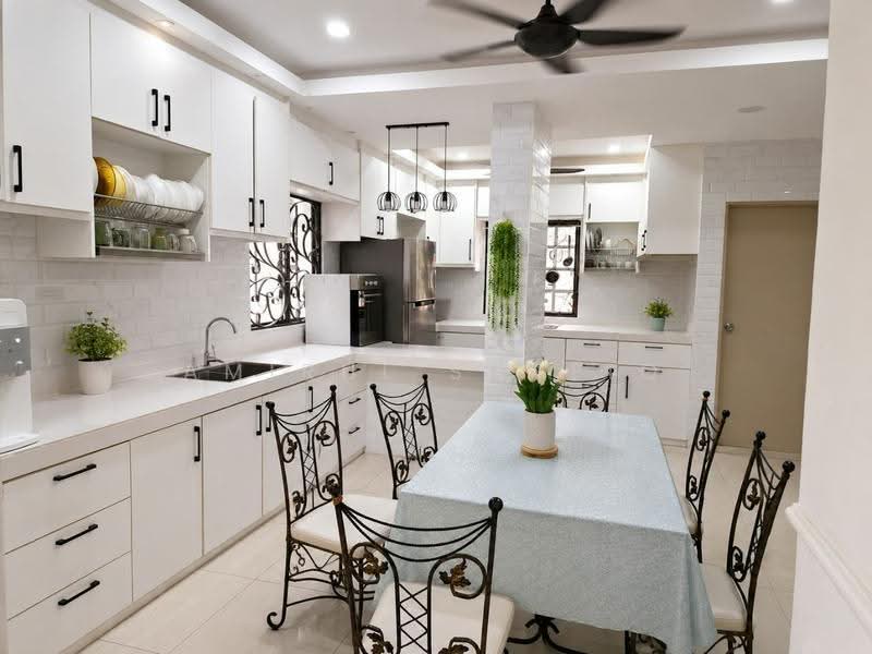 Semi-Detached House for Sale in Bandar Tasik Kesuma (Beranang) - Amirul Shafiq - Kitchen - PropertyGuru.com.my