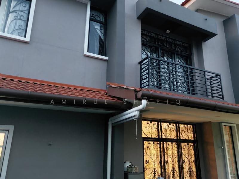 Semi-Detached House for Sale in Bandar Tasik Kesuma (Beranang) - Amirul Shafiq - Exterior - PropertyGuru.com.my
