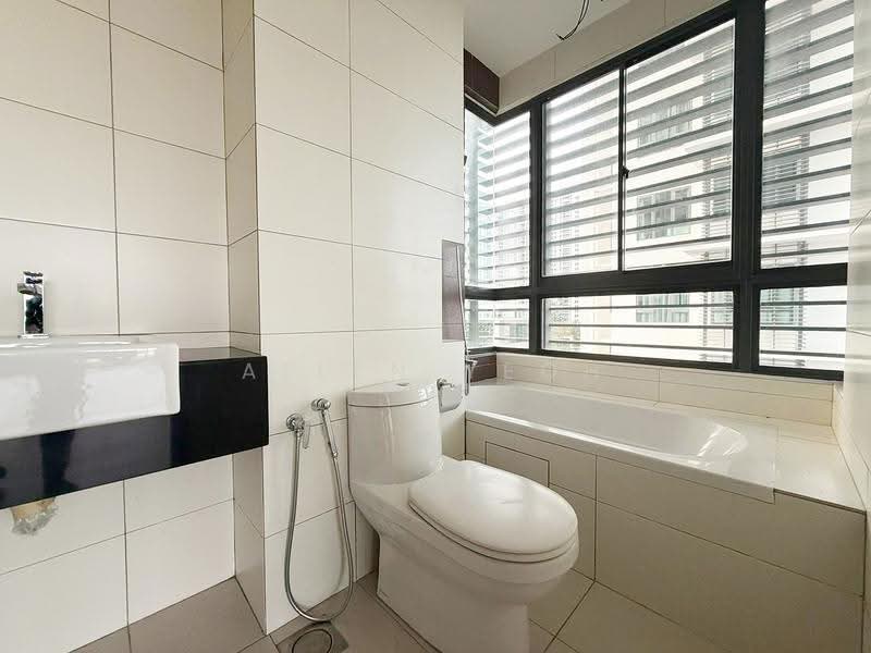 Kondominium untuk Dijual di Marinox Sky Villas - Allen Yeoh - Bathroom - PropertyGuru.com.my