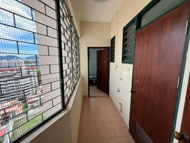 Condominium for Rent at Silverton Condominium - Lee Xue Chen - Corridor - PropertyGuru.com.my