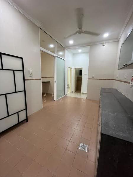 Rumah Teres 2-Tingkat untuk Dijual di Taman Setiawangsa (Setiawangsa) - Amirul Shafiq - Kitchen - PropertyGuru.com.my