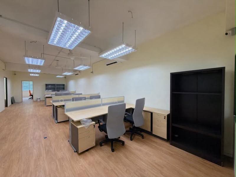 Shop for Rent in Taman Molek (Johor Bahru) - Queena Thye - Interior - PropertyGuru.com.my