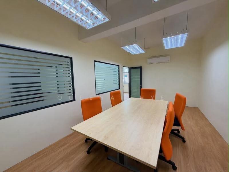 Shop for Rent in Taman Molek (Johor Bahru) - Queena Thye - Interior - PropertyGuru.com.my