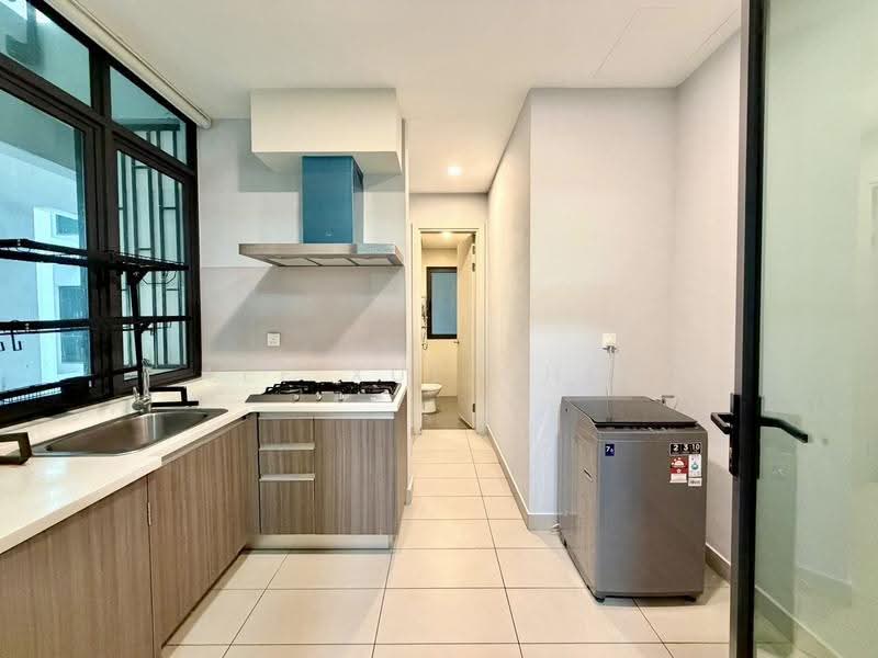 Condominium for Rent at The LIGHT COLLECTION II - Lee Xue Chen - Kitchen - PropertyGuru.com.my