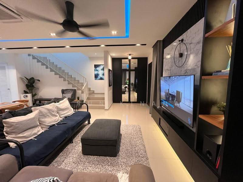 Rumah Berkembar untuk Dijual di Kuala Selangor (Selangor) - Amirun Kinanah - Living Room - PropertyGuru.com.my