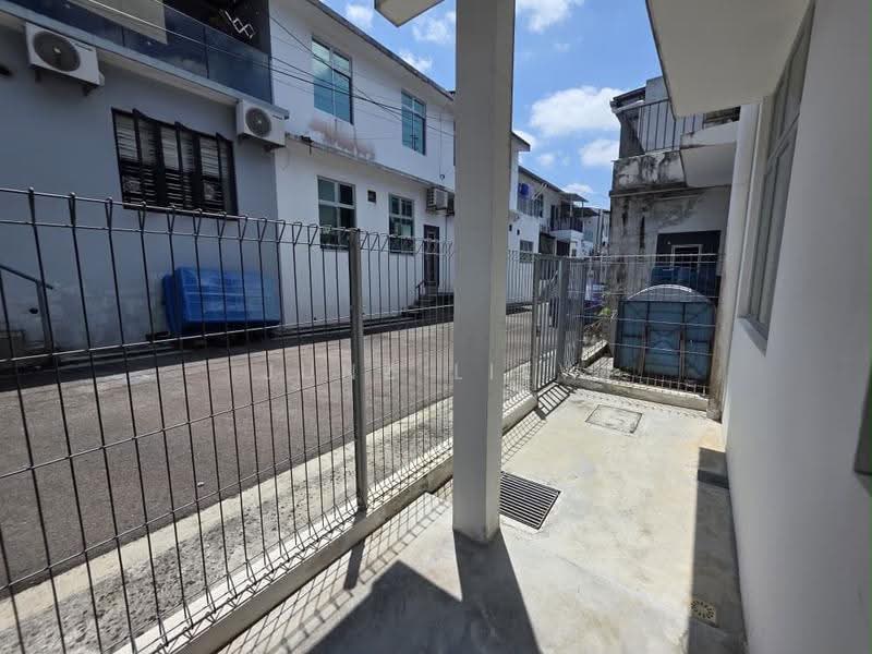Rumah Teres 2-Tingkat untuk Dijual di Mutiara Rini (Skudai) - Junz Liew - PropertyGuru.com.my