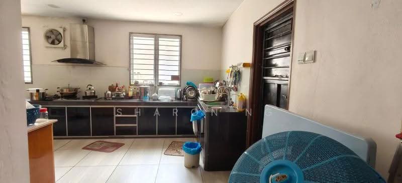 Rumah Teres 2-Tingkat untuk Dijual di Taman Skudai Baru (Skudai) - Sharon Ng - Kitchen - PropertyGuru.com.my