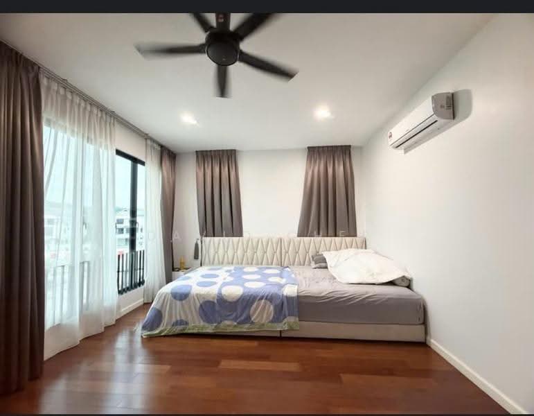Semi-Detached House for Sale in Bandar Kinrara (Selangor) - David Chee - Bedroom - PropertyGuru.com.my