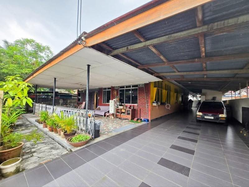 Bungalow House untuk Dijual di Kampung Lembah Jaya Selatan (Ampang) - Zul Syafiq - Exterior - PropertyGuru.com.my