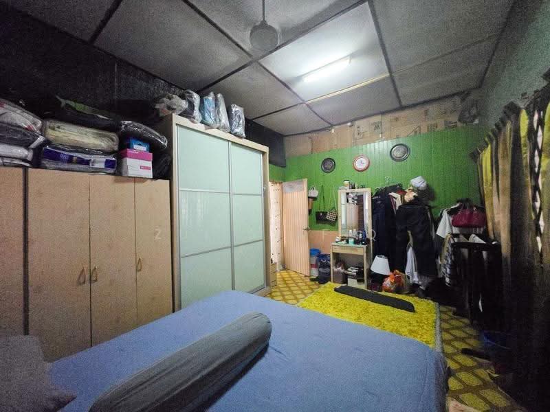 Bungalow House untuk Dijual di Kampung Lembah Jaya Selatan (Ampang) - Zul Syafiq - Bedroom - PropertyGuru.com.my