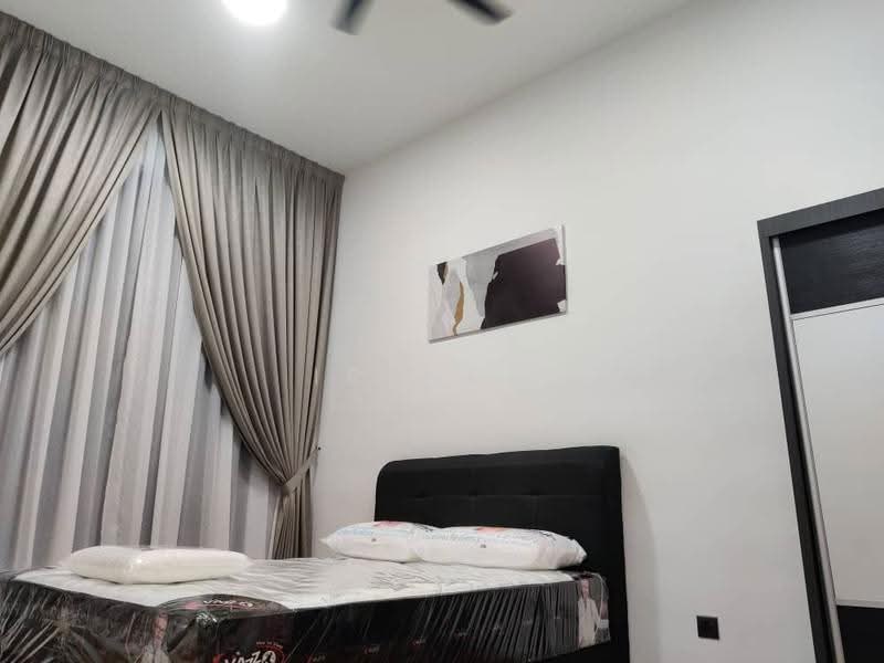 Kediaman Servis untuk Disewa di Vogue Suites One - Irene . - Bedroom - PropertyGuru.com.my