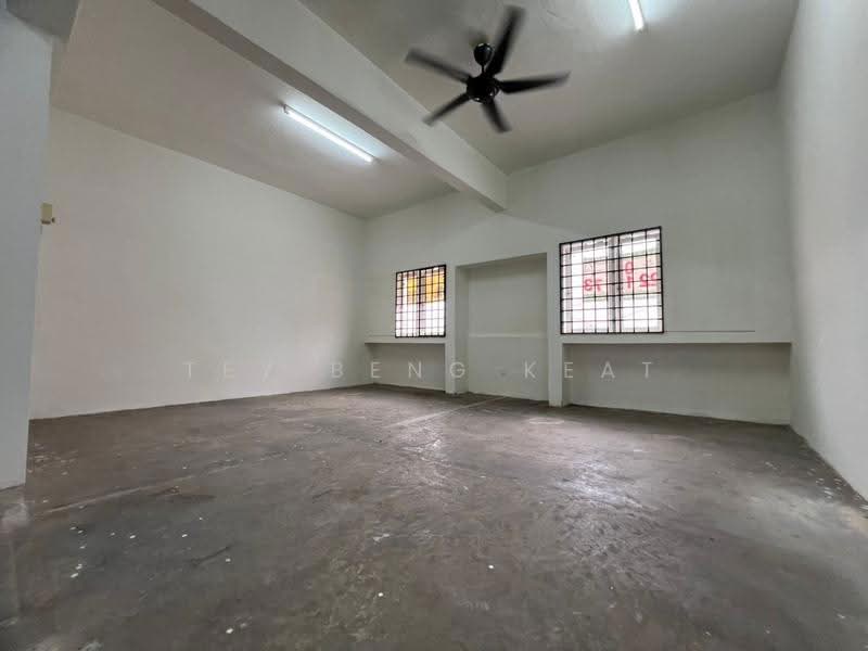 Shop / Office untuk Disewa di Taman Muda (Ampang) - Tey Beng Keat - Interior - PropertyGuru.com.my