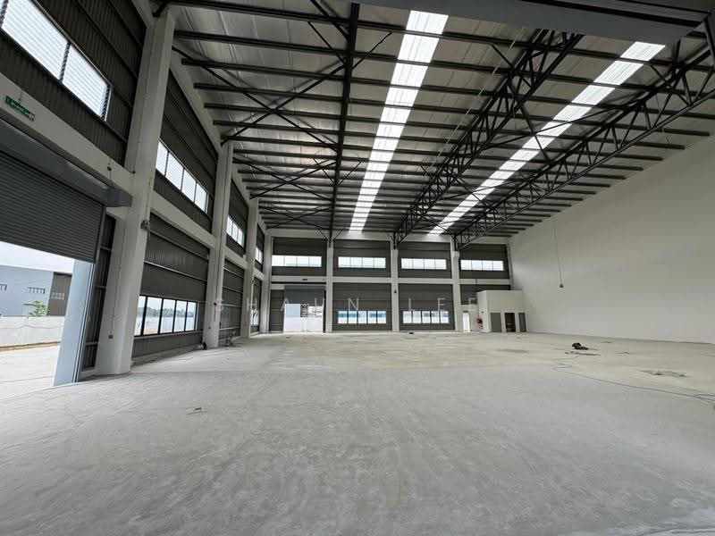 Semi-D Factory for Rent in Kawasan Perindustrian Balakong (Balakong) - Shaun Lee - Interior - PropertyGuru.com.my