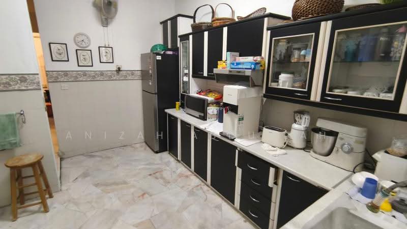 Rumah Teres 2-Tingkat untuk Dijual di Bandar Sungai Long (Selangor) - Anizah Abdullah - Kitchen - PropertyGuru.com.my