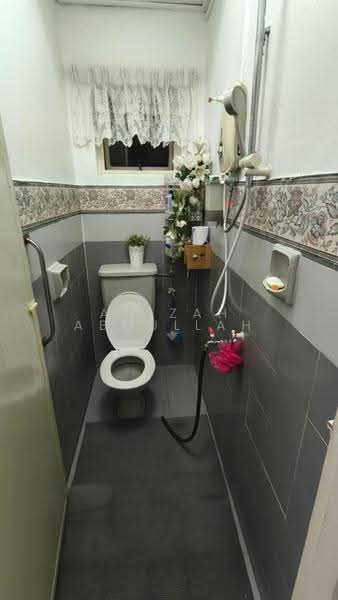 Rumah Teres 2-Tingkat untuk Dijual di Bandar Sungai Long (Selangor) - Anizah Abdullah - Bathroom - PropertyGuru.com.my