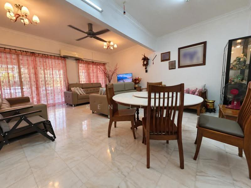 Rumah Teres 2-Tingkat untuk Dijual di Taman Sri Bahtera (Cheras) - Ken Lew - Living Room - PropertyGuru.com.my