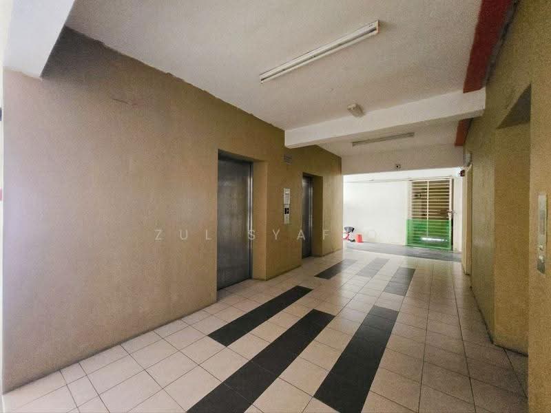 Pangsapuri untuk Dijual di Spring Ville - Zul Syafiq - Corridor - PropertyGuru.com.my