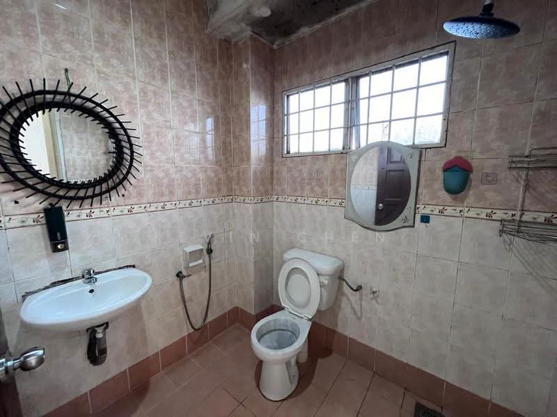 2-storey Terraced House for Sale in Taman Segar Perdana (Cheras) - Kevin Chen - Bathroom - PropertyGuru.com.my