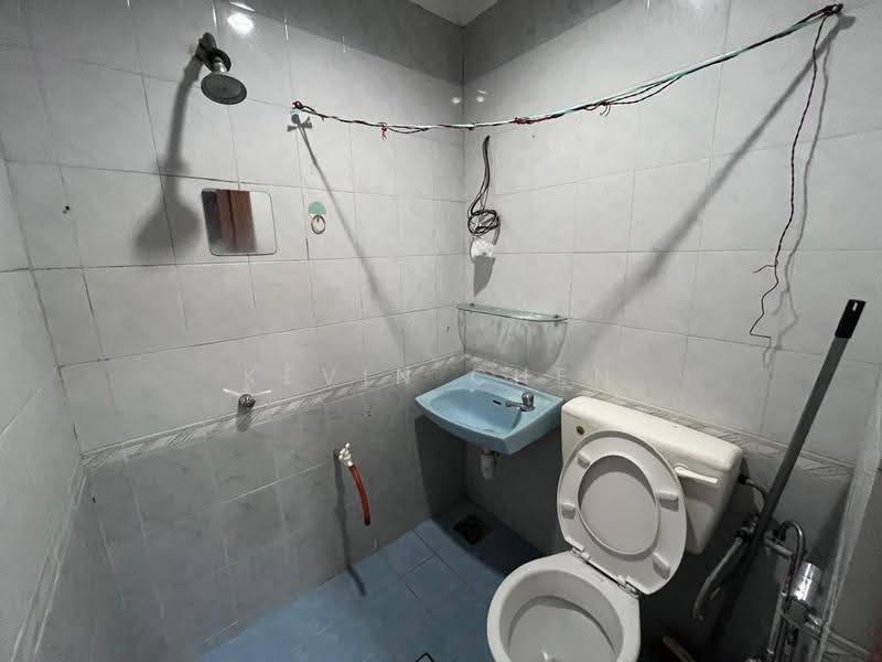 2-storey Terraced House for Sale in Taman Segar Perdana (Cheras) - Kevin Chen - Bathroom - PropertyGuru.com.my